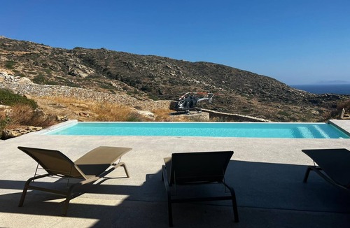 Milopotas Villa | Two Br Private Peaceful Mylo Villa No Living Room Close to Mylopotas Beach