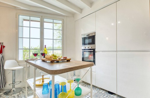 Allemans House | Two Charming Houses with Pool, and Beautiful Surroundings: Where Authenticity Meets Modern Comfort