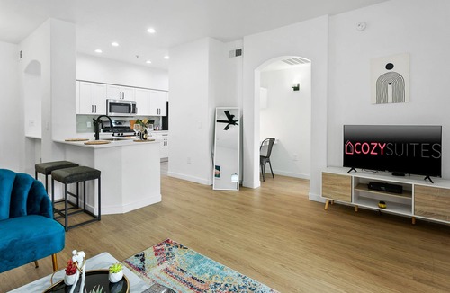 Glendale Sports and Entertainment District Apartment | TWO CozySuites Apartment DowntownChandler