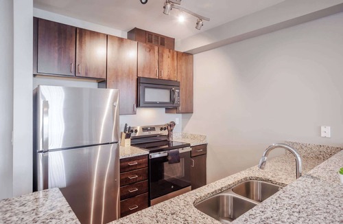 Central Business District Apartment | TWO CozySuites at the Banks with Pool! 18