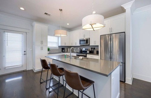 Charlotte Park House | Two Elegant Townhomes - Perfect for Large Groups