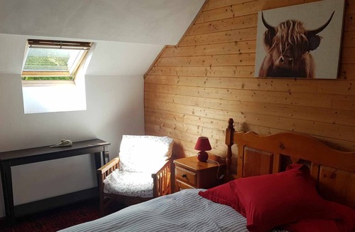 Buleon House | Two gites, Sleeps 6 and sleeps 2, in extensive grounds with heated pool.