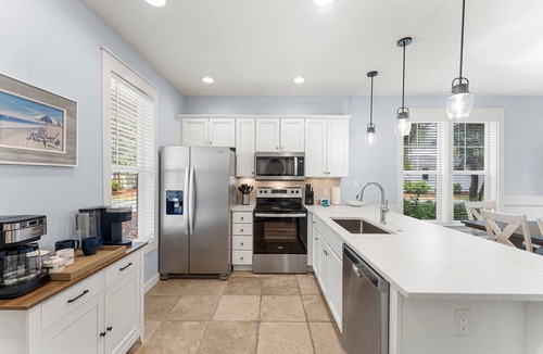 Laurel Grove House | Two Golf Carts ~ Pet Friendly