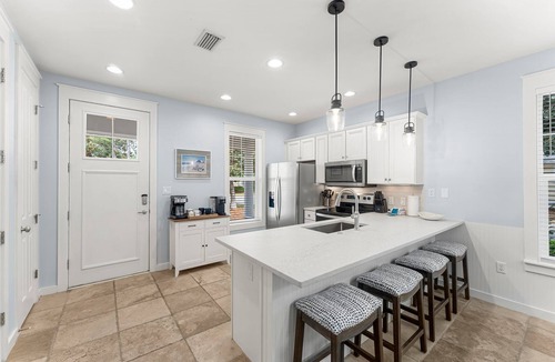 Laurel Grove House | Two Golf Carts ~ Pet Friendly