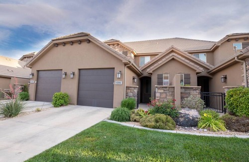 Washington Villa | Two heated pools/spas, pond, backyard w/BBQ