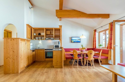 Brixen im Thale Apartment | Two holiday apartments with spa near the gondola