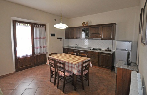 Montecatini Val di Cecina House | Two-room WIFI and swimming pool.