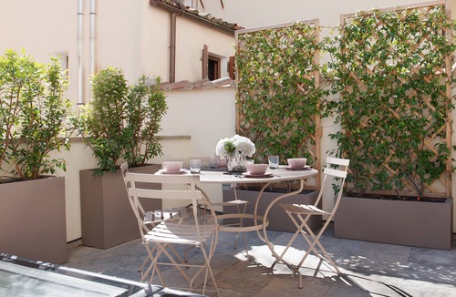 Santo Spirito Apartment | Two-Level Apartment with Terrace in the Heart of Oltrarno