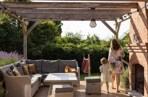 East Ashling Cottage | Two luxury Cottages near Bosham with Hot Tubs, perfect for family reunion.