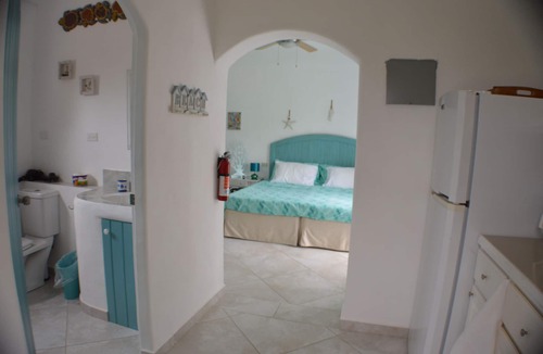 Silver Sands Hotel | Two Palms Apartment