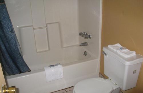 Glendale Hotel | Two Palms Motel