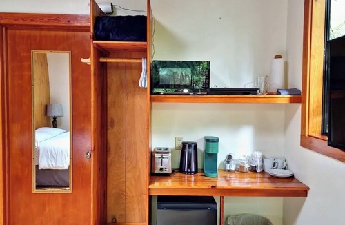 Volcano Cabin | Two Peaceful cabins in marvelous Volcano for a relaxing stay.