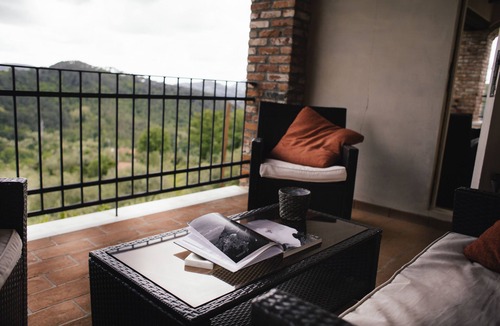 Fosdinovo Apartment | Two-room apartment in farmhouse surrounded by greenery and a few kilometers from the sea