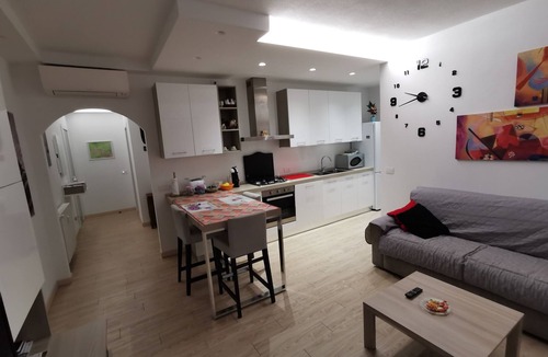 Valtellina Apartment | TWO-ROOM APARTMENT with parking space