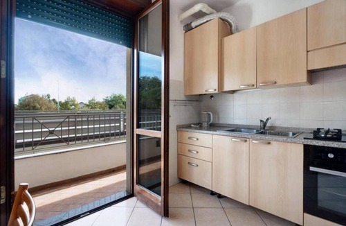 Gallarate Condo | Two - room cloverleaf condominium