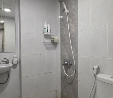 Sei Pinang Apartment | Two room three bed