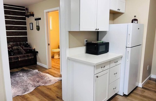 Southeast Salem Apartment | Two side-by-side apartments