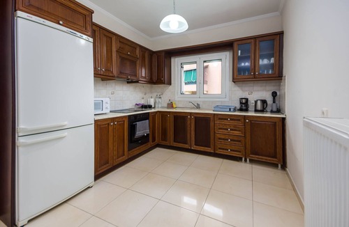 Alepou House | TWO STOREY MAISONETTE-2 KM FROM THE CENTER
