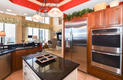 Destin Condo | Two-story beachfront penthouse w/extra-large balcony! 🌅