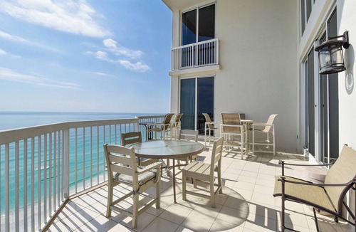 Destin Condo | Two-story beachfront penthouse w/extra-large balcony! 🌅