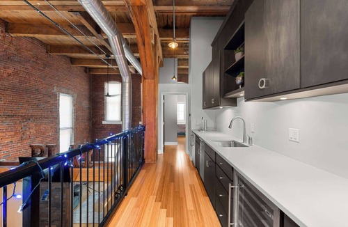 Wholesale District Apartment | Two Story Penthouse - Walk to the Convention Ctr