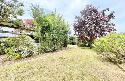Ploeven Villa | Ty Anquer House – Spacious Family Home with Garden, 2 km from Beaches
