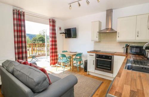 Brynrefail Cabin | Ty Bach