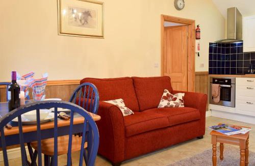 Bethania House | Ty Bach Twt