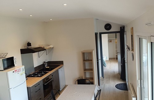 Inguiniel Apartment | Ty bugale in the heart of nature, 30 minutes from Lorient and its coast, ideal for recharging your batteries.