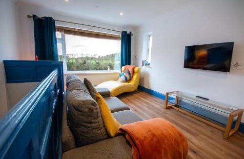 Bont Newydd House | Ty Coets