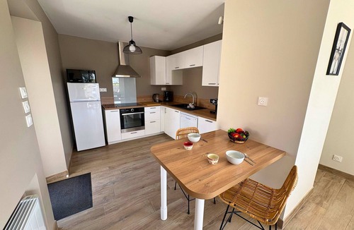 Plourin House | Ty Gwechall – A charming renovated house nestled between land and sea