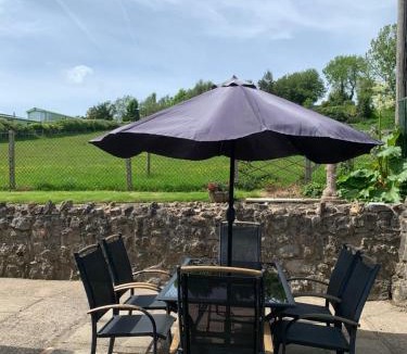 Llanfair Caereinion House | Ty Newydd