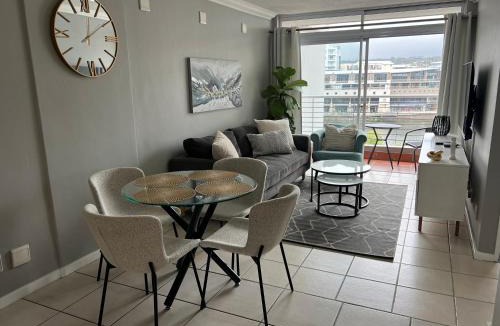 Eikenbosch Apartment | Tyger waterfront apartment