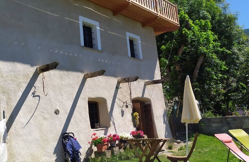 La Magdeleine Cottage | Typical bread festival October 4/5. Characteristic Christmas market