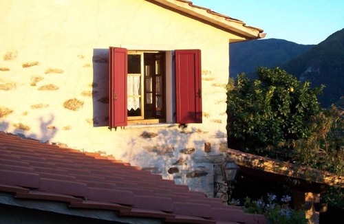 Stazzema House | Typical dwelling - Old renovated rustic house with private garden.