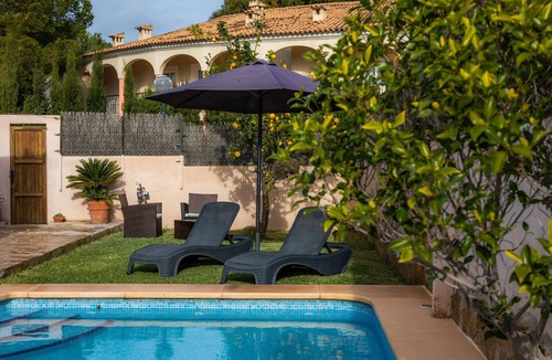 Son Moll House | Typical Majorcan town house with pool – Casa Manolo