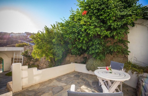 Houlakia House | Typical Mykonian House-Choulakia