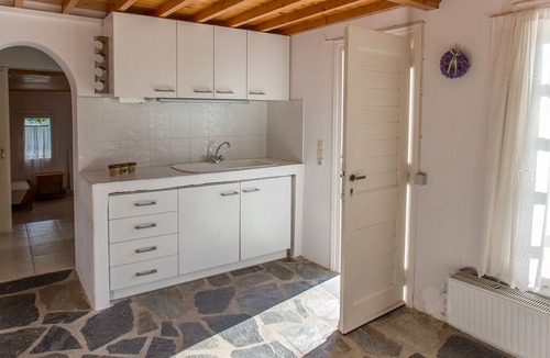 Houlakia House | Typical Mykonian House-Choulakia