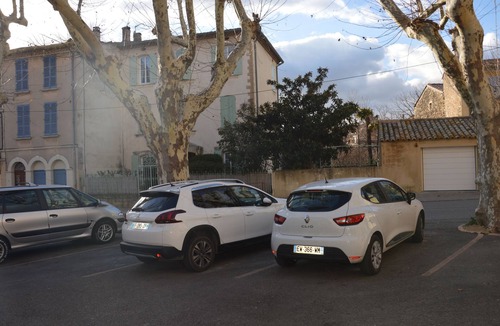 Mormoiron House | Typical Provencal village house in Mormoiron
