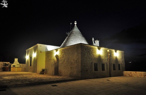 Alberobello Villa | Typical rural Trullo with exclusive private pool, ideal for couples and families