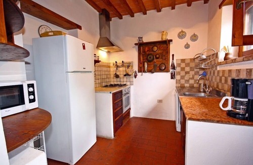 Ferretto House | Typical rustic farmhouse with swimming pool