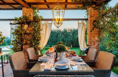 Capannori Villa | Typical Tuscan Villa: garden 5000 sqm fenced views pool air cond. fireplace WiFi