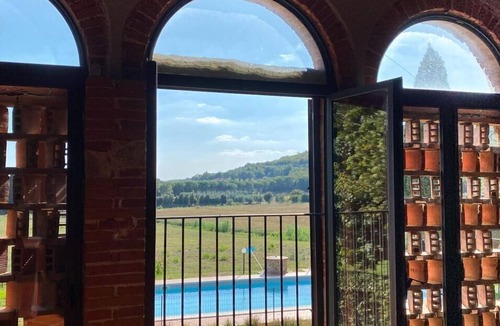 Le Piazze Villa | Typical villa located in the rolling hills of Valdichiana, 3 km from the town of Castiglion Fiorenti