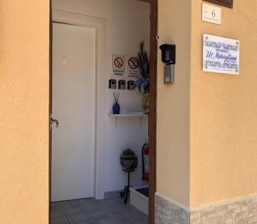 Lascari Bed & Breakfast | U muragliuni 1
