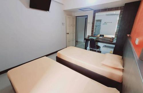 U Thong House | U Thong Hotel