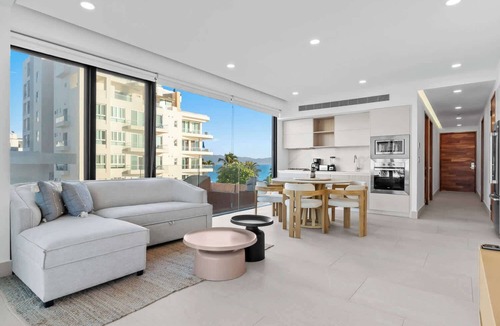 Bucerias Apartment | Udara 2E | Corner 3BR + Sauna, Padel Court & Ocean Peek, Sleeps 8