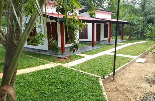 Udawalawa Hotel | udawalawa safari resort