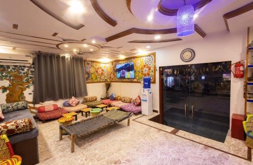 Agra Hostel | UDIT Palace