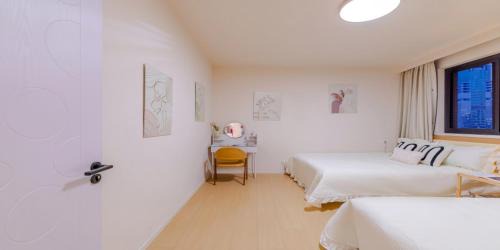 Downtown Shanghai Apartment | Uffice apartment