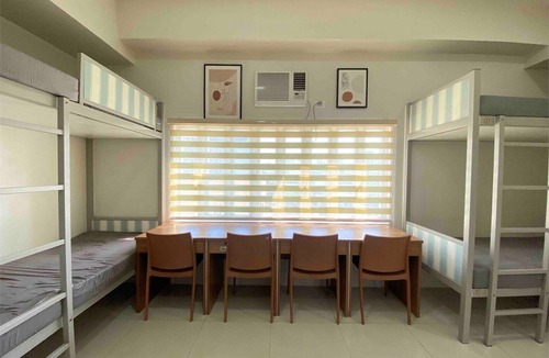 Sampaloc Hotel | UHome Lacson